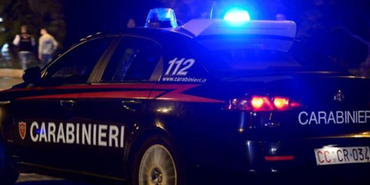 Inseguimento nella notte per auto che non si ferma all’alt dei Carabinieri. Arrestato il conducente e denunciato il passeggero