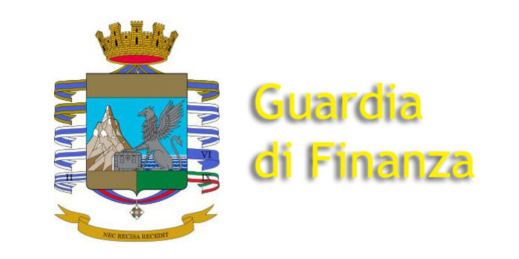 Evasione fiscale – Denunciata titolare di una boutique del falso : 850 mila di euro