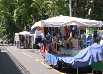 Commercio su area pubblica: delocalizzate sedici bancarelle in via Cola di Rienzo e strade limitrofe