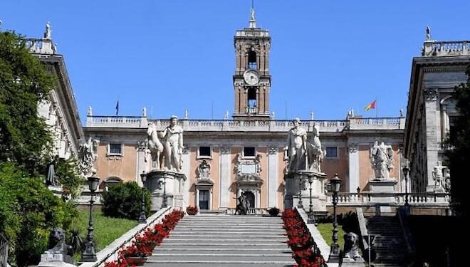 Affissioni: continua la riorganizzazione del settore con il bando su spazi pubblici