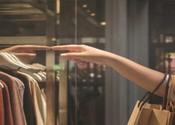 Commercio: saldi invernali, al via nel Lazio il 5 gennaio 2022