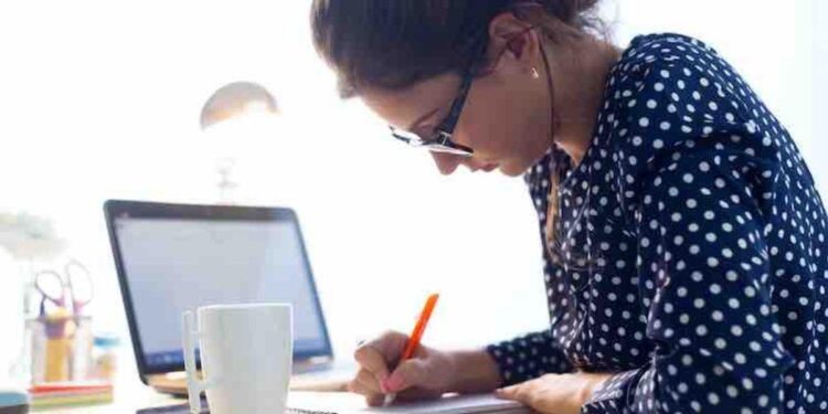 Ricerca: da gennaio 2mila euro a ogni ricercatore per pubblicazioni open access