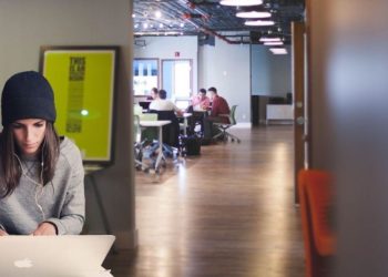 Giovani: investire sull’associazionismo, Dadone e Zingaretti firmano protocollo d’intesa per lavorare insieme