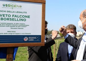 Ossigeno: Zingaretti scopre targa Falcone Borsellino e visita Istituto Garibaldi di Roma