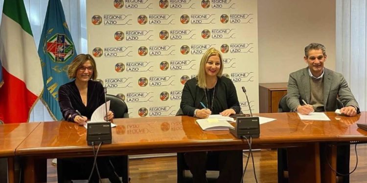 Ambiente: firmato protocollo tra Corecom e Arpa su rispetto limiti radiofrequenze