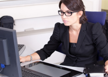 Zingaretti: 10 mln per giovani e donne senza lavoro per fare impresa