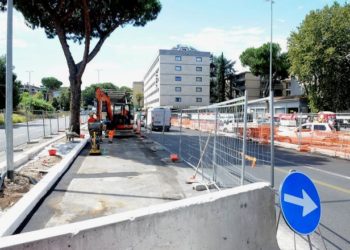 Manutenzione stradale, ok a lavori in 7 Municipi. Approvati pubblico interesse e fattibilità project financing parking Cornelia
