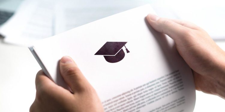 Scuola: Giunta approva delibera per borse di studio 21/22