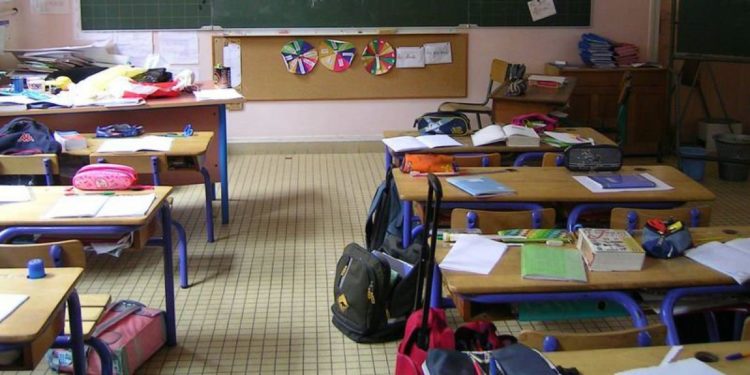 Scuola; approvato Calendario Scolastico 22/23: si torna in classe il 15 settembre, ultima lezione l’8 giugno