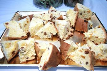 Natale, derby panettone-pandoro: boom calorie, max 1 fetta al giorno a colazione