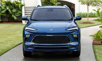 Buick Encore GX 2024: il SUV elegante e raffinato