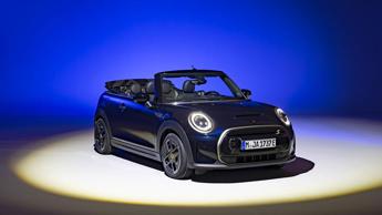 MINI Cooper SE Cabrio: elettrica e open