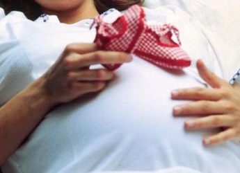 Nausea in gravidanza, svelata la causa del malessere: un ormone sotto accusa