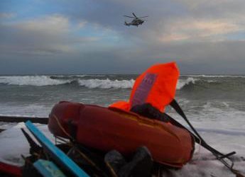 Ordini medici, ‘assicurare per legge ricerca migranti, soccorso e assistenza’