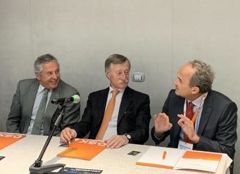 Gli esperti, ‘anticorpi monoclonali ancora efficaci, usiamoli’