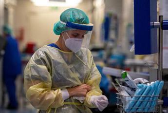 Covid oggi Italia, 19.046 contagi e 176 morti: bollettino ultima settimana