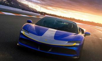 Ferrari SF90 Spider: un Assetto Fiorano per volare in pista