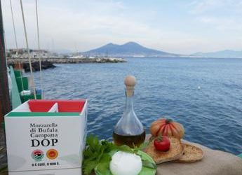 Mozzarella Bufala Campana dop sposa ‘Festa a Vico’