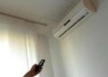 Caldo, il ventilatore non basta più. Largo ai condizionatori anche grazie al bonus