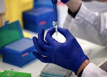 Covid, nuova variante Pirola sotto la lente: ecco perché, sintomi