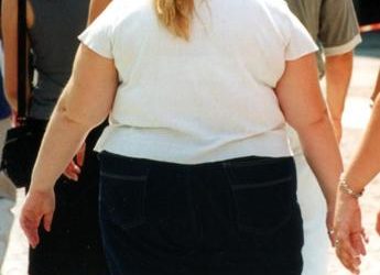 Donne e social, 2 su 5 vengono criticate per il peso