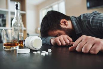 Estate: da alcol a ‘droghe x’, anche a 15 anni in pronto soccorso per sballo