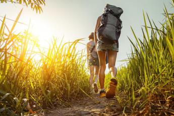 Ferragosto, medici emergenza: “In aumento annegamenti e cadute in montagna”