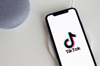 L’Australia potrebbe estendere il divieto su Tik Tok a WeChat per i fornitori di servizi governativi