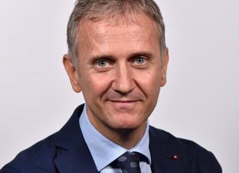 Direttiva CSRD, Grosso (Poste Italiane): “Fondamentale integrare la sostenibilità nei piani industriali”