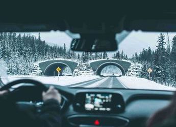 Cambio gomme invernali: gli italiani si sentono insicuri alla guida