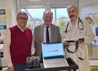 Malattie rare, Aisla dona 2 dispositivi portatili all’ospedale di Belluno