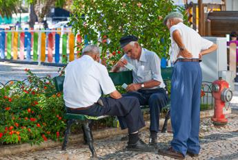 Salute, 75% italiani si sente bene o molto bene, record in Puglia e ultima Sardegna