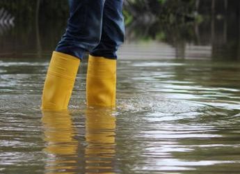 Clima, in 14 anni 684 allagamenti e 86 frane da piogge intense