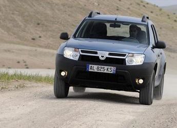 Dacia Duster: la nuova generazione sarà svelata a fine mese