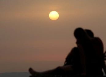 Sesso e giovani, per uno su 3 è solo virtuale: allarme andrologi