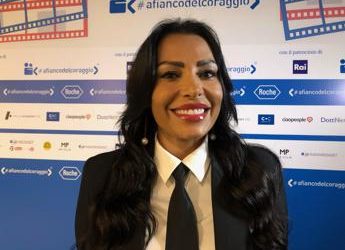 Tumori, Carolina Marconi: “Ho combattuto e vinto il cancro grazie ad Alessandro”