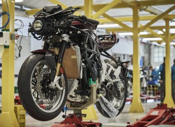 MV AGUSTA chiude un anno di successo