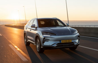 BYD presenta la nuova SEAL U