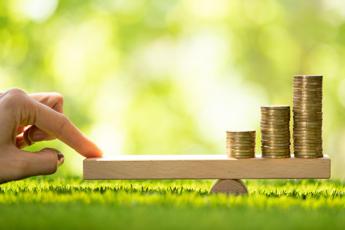 Bce e cambiamento climatico, Christine Lagarde: “Ecco come sosterremo la transizione verde dell’economia”