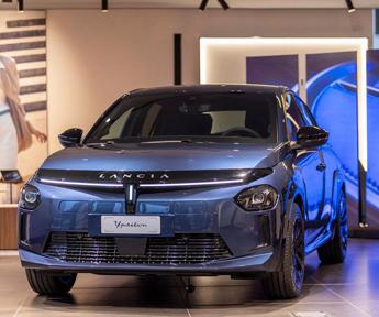 Nuova Lancia Ypsilon: parte il tour nelle concessionarie italiane