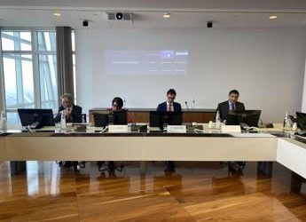 Orcel: “Con nuove misure per imprese 4 mld di credito aggiuntivo al Sud”