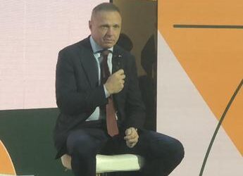 McDonald’s, Lollobrigida: “Pere italiane nel menu valorizzano e aiutano produzione qualità”