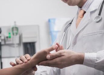 Melanoma e controlli saltati, in Europa 100mila anni di vita persi tra 2020 e 2021