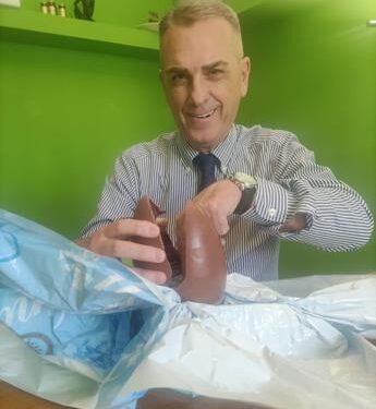 Pasqua, cioccolato ‘farmaco’ naturale, l’immunologo: “A piccole dosi fa bene”