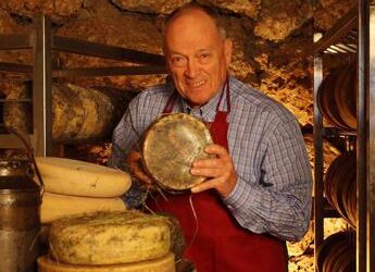 Addio ad Antonio Carpenedo, il mastro casaro rivoluzionario del formaggio
