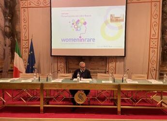Malattie rare, primo libro bianco racconta vissuto 2 mln di donne pazienti e caregiver