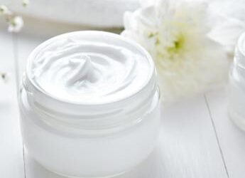 Allarme dermatologi per abuso creme antibiotiche, oltre 278 mln dosi l’anno