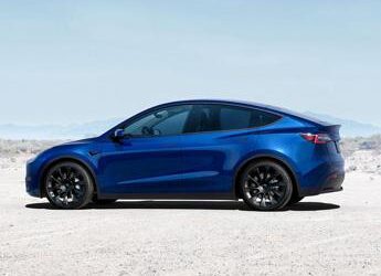 Tesla Model Y: il restyling slitta al 2025
