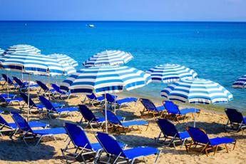 L’abbronzatura? ‘E’ fuori moda’, il medico estetico: “Un trend che fa bene alla pelle e alla salute”