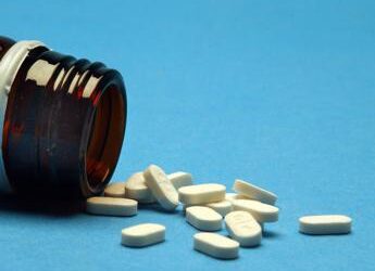 I farmaci “possono diventare dannosi” a causa del caldo, l’avvertimento (e i consigli) dell’esperto